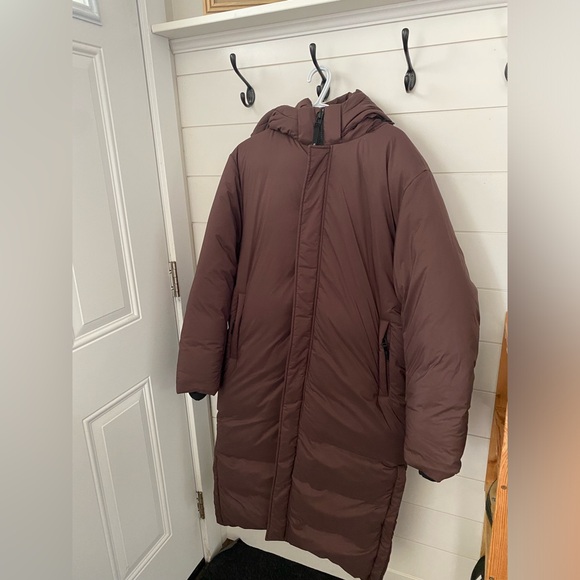 NWT TNA aritzia super one puff long brown size L $398+tax retail down puffer - Picture 5 of 5